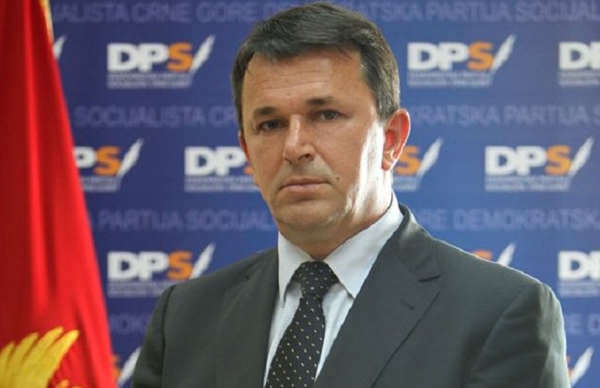  Vučelić neće predvoditi DPS u Podgorici?