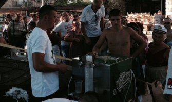 Počela Petrovačka noć