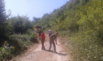 Na zadovoljstvo mještana Obrova izvršena je sanacija i nasip puta Vrtijeljka-Bukova voda