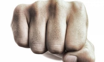 Pretučeni Beograđanin u Sutomoru štitio Ukrajinke?