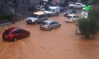 Budvanske ulice pod vodom