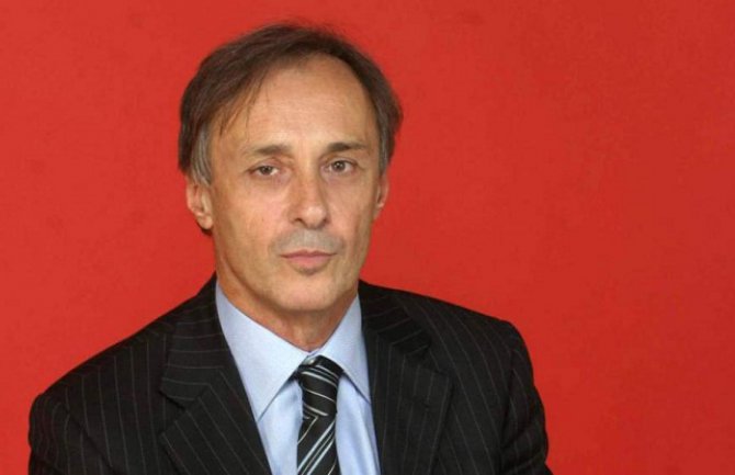  Lekić neće zakazati sjednicu podgoričkog parlmenta?