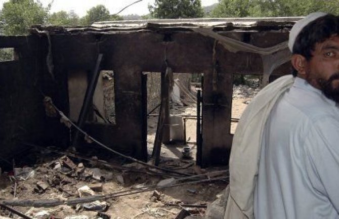 Saudijska Arabija:  Napad u džamiji, poginulo 17 specijalaca