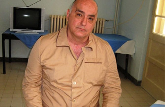 Ljekari se bore za život Slavka Perovića