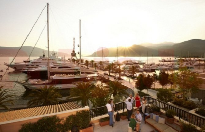 Porto Montenegro  na sajmu nautike u Kanu