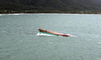 Potonuo trajekt, najmanje 21 osoba poginula