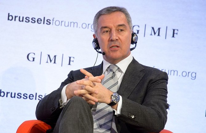 Đukanović na Miločerskom forumu