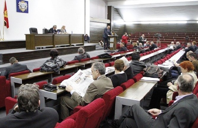 SNP dolazi na sjednicu Skupštine