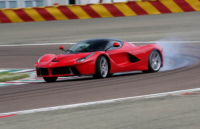 Koliko košta LaFerrari na 