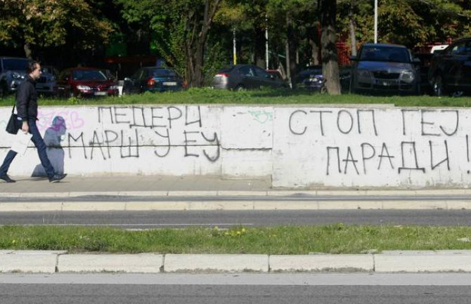 Prijetnje pred Paradu ponosa (FOTO)