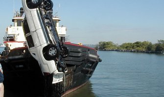 Automobil upao u Dunav, ronioci traže ženu koja je bila za volanom