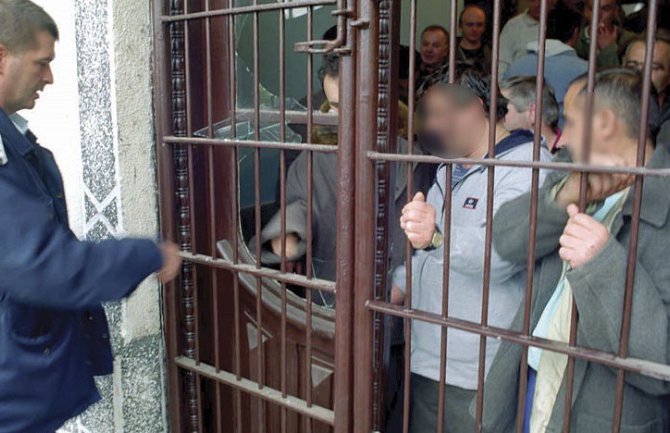 Zatvori u Crnoj Gori, Srbiji i Albaniji prebukirani