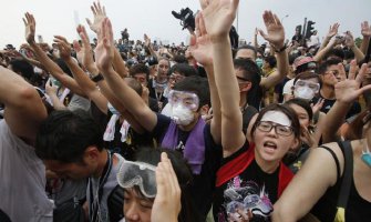 Lider Hongkonga ne podnosi ostavku