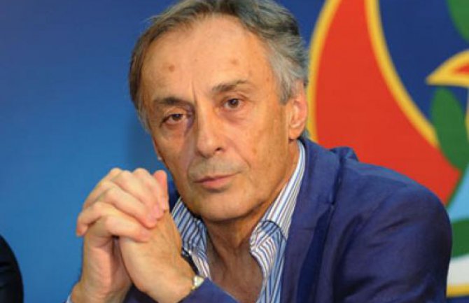 Kriza u Crnoj Gori ozbiljna, izjava Markovića neozbiljna