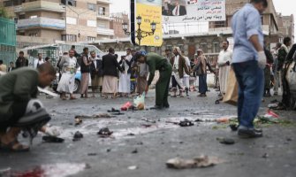 Najmanje 70 mrtvih u dva napada