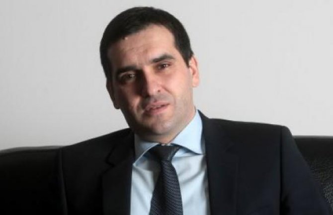 Na čelu Kragujevca sin Tomislava Nikolića 