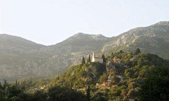 Manastir Gradište pripada Crnoj Gori, neka reaguje državni tužilac