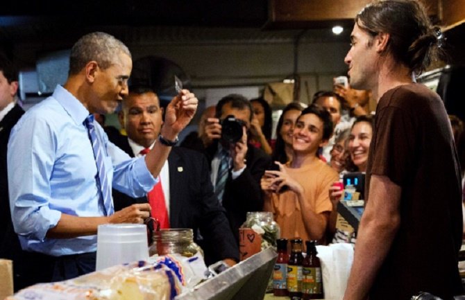 Obama se osramotio u restoranu