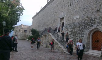 Crnu Goru u novembru posjetilo skoro 23 hiljade turista