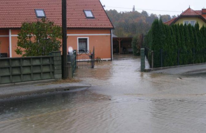  Poplave širom Slovenije