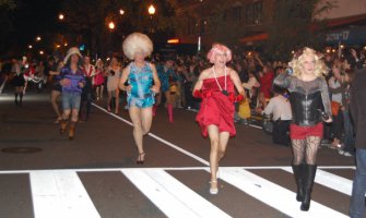 Vašington: Trka muškaraca na štiklama