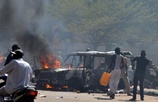 Burkina Faso u plamenu: Raspuštena vlada i uvedeno vanredno stanje