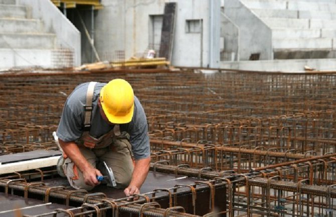 Inspekcija rada kontrolisala gradilišta i trgovine u Podgorici