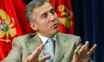 Đukanović: Opozicija prijeti praznom puškom da bi se opravdala mentorima, u tome im pomaže Amfilohije