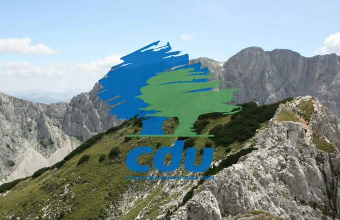 Cdu: Ponuda DF-a obmana