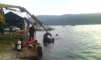 Pet tona otpada izvučeno  u akciji čišćenja podmorja Zelenike