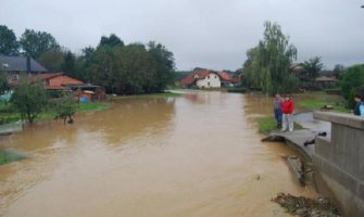Sloveniji prijete poplave