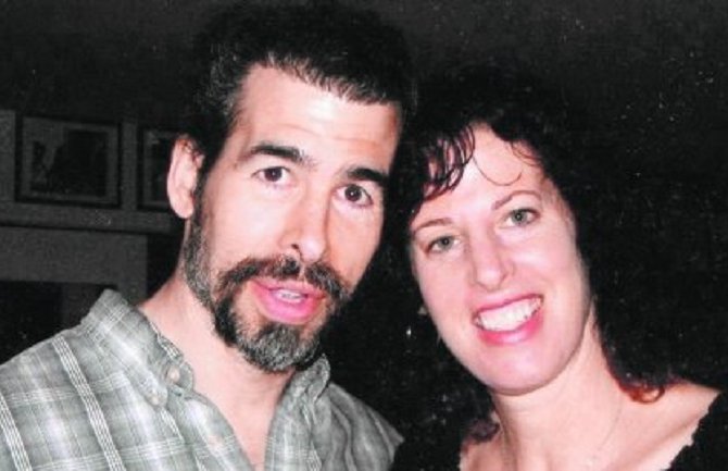 Ima IQ 192, a bio striper i konobar