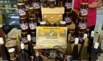 Bogata ponuda: Održan III Bazar meda u Podgorici