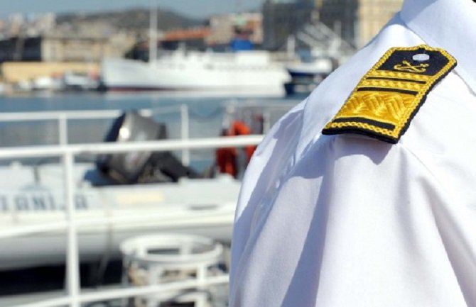 Iako su hapšeni gradonačelnici, istaknuti članovi partija, policajci, najviše stigmatizovani pomorci