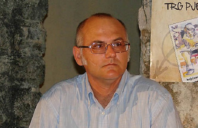 Radulović: Šovinističkim vođama nije mjesto u CG