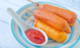 Viršle u kukuruznom brašnu