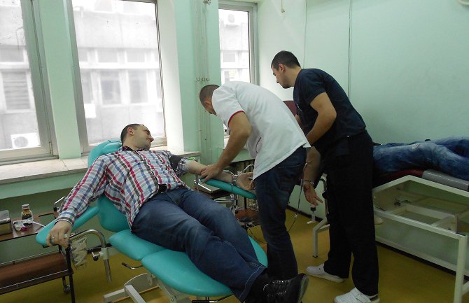 PG:Klub dobrovoljnih davalaca krvi EPCG organizovao akciju 