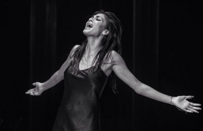  Pogledajte Nicole Scherzinger u novom spotu! (VIDEO)