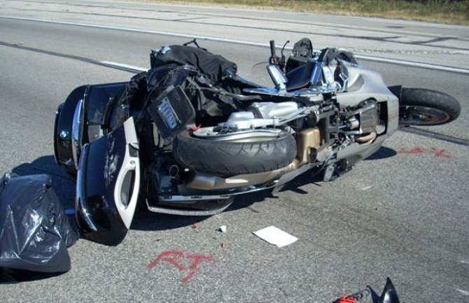 U saobraćajnoj nesreći povrijeđen motociklista