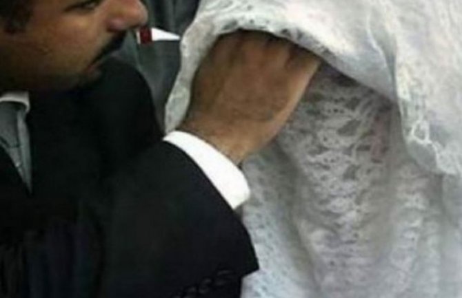 Kada je mlada skinula veo, mladoženja odlučio da se razvede!