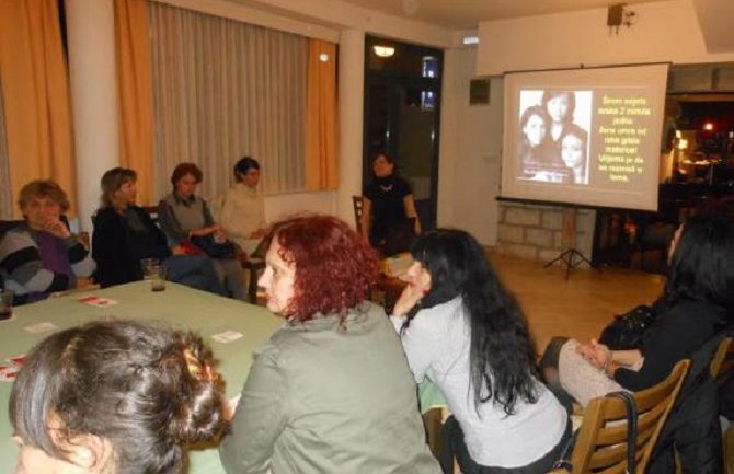 Godišnje u Crnoj Gori od raka dojke umre 80 žena