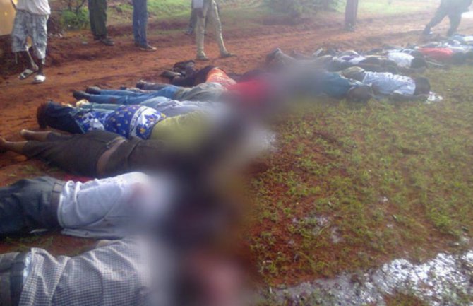  Ubijeno 28 hrišćana u napadu na autobus