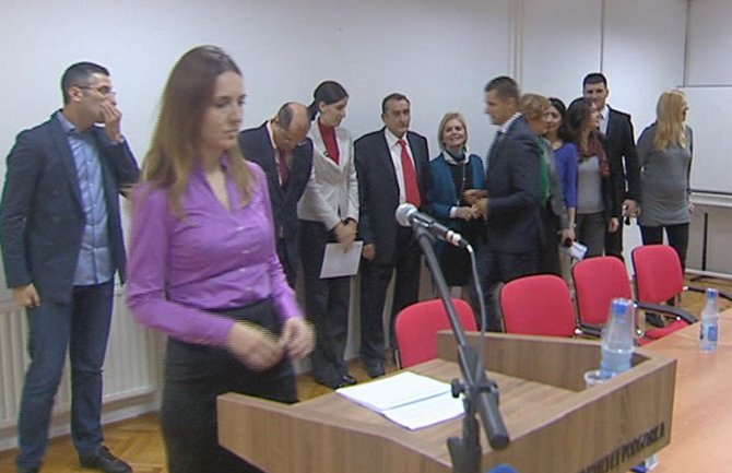 Profesori: Ekonomski fakultet sam sebe finansirao