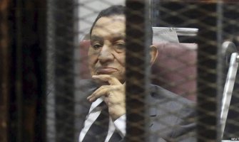 Mubarak oslobođen optužbi za masovno ubistvo