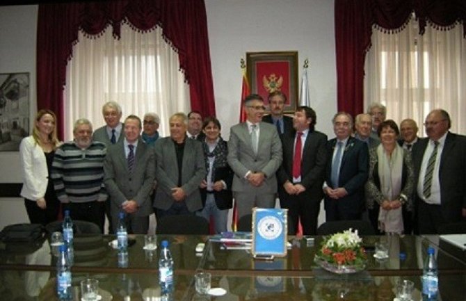 Zajednička mreža puteva kruzera sa Italijom