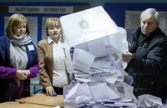 Pobjeda socijalista, vlast proevropskim partijama