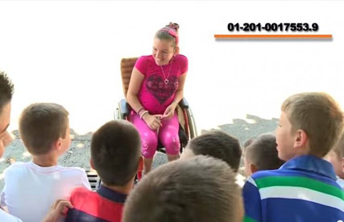 Ispunimo jedanaestogodišnjoj Kristini rođendansku želju - da prohoda