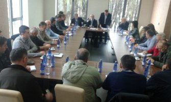 Nikčević: Hitno angažovati sindikat u rješavanju problema