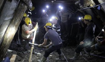 Spasioci  izvukli  tijela posljednjih pet rudara 