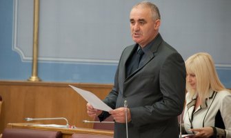 Gojković se bori samo za lične interese